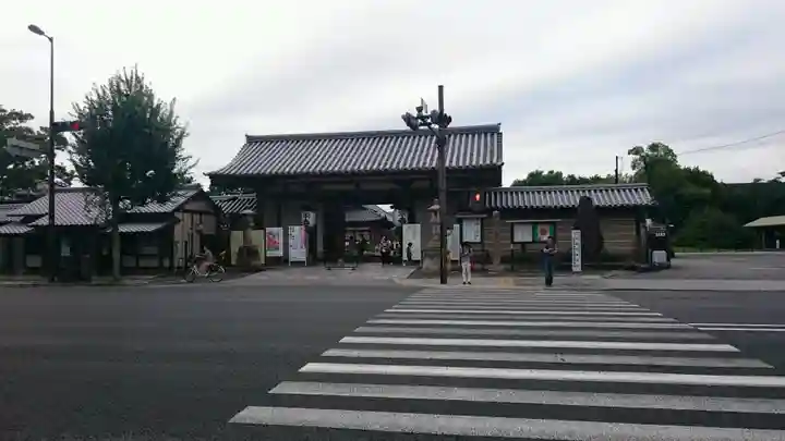 東寺(教王護国寺)の周辺