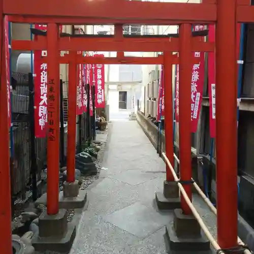 田螺稲荷神社の鳥居