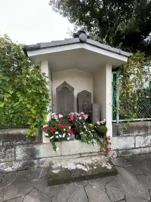 馬橋庚申堂の{uncategorized: "未分類", other: "その他", undefined: "問題あり", building: "その他建物", grave: "お墓", sacred_gate: "鳥居", guardian: "狛犬", statue: "像", buddha: "仏像", history: "歴史", nature: "自然", garden: "庭園", animal: "動物", pagoda: "塔", temizu: "手水舎", mountain_gate: "山門・神門", sanctuary: "本殿・本堂", subordinate: "末社・摂社", art: "芸術", scenery: "景色", jizo: "地蔵", ema: "絵馬", goshuin: "御朱印", omikuji: "おみくじ", items: "授与品その他", amulet: "お守り", goshuincho: "御朱印帳", eats: "食事", festival: "お祭り", votive_dance: "神楽", shichigosan: "七五三参", wedding: "結婚式", experience: "体験その他", initially: "初詣", around: "周辺", anti_infection: "感染症対策"}