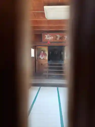 神明社の本殿