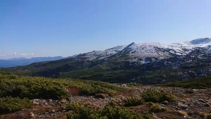 祠(大雪神社奥の院)の景色