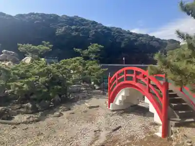 猪鼻湖神社(静岡県)