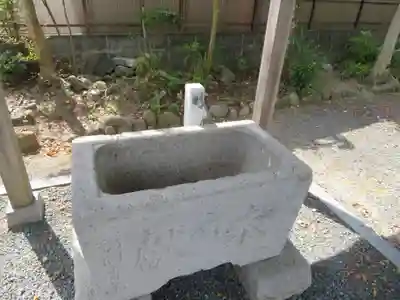 大和神社の手水舎