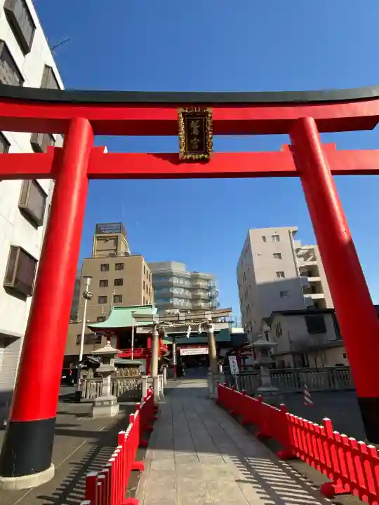 鷲神社の{uncategorized: "未分類", other: "その他", undefined: "問題あり", building: "その他建物", grave: "お墓", sacred_gate: "鳥居", guardian: "狛犬", statue: "像", buddha: "仏像", history: "歴史", nature: "自然", garden: "庭園", animal: "動物", pagoda: "塔", temizu: "手水舎", mountain_gate: "山門・神門", sanctuary: "本殿・本堂", subordinate: "末社・摂社", art: "芸術", scenery: "景色", jizo: "地蔵", ema: "絵馬", goshuin: "御朱印", omikuji: "おみくじ", items: "授与品その他", amulet: "お守り", goshuincho: "御朱印帳", eats: "食事", festival: "お祭り", votive_dance: "神楽", shichigosan: "七五三参", wedding: "結婚式", experience: "体験その他", initially: "初詣", around: "周辺", anti_infection: "感染症対策"}