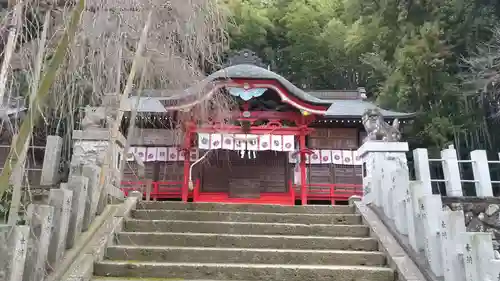 小川諏訪神社の本殿・本堂