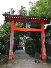 霊山寺の山門