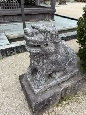 山王宮日吉神社の{uncategorized: "未分類", other: "その他", undefined: "問題あり", building: "その他建物", grave: "お墓", sacred_gate: "鳥居", guardian: "狛犬", statue: "像", buddha: "仏像", history: "歴史", nature: "自然", garden: "庭園", animal: "動物", pagoda: "塔", temizu: "手水舎", mountain_gate: "山門・神門", sanctuary: "本殿・本堂", subordinate: "末社・摂社", art: "芸術", scenery: "景色", jizo: "地蔵", ema: "絵馬", goshuin: "御朱印", omikuji: "おみくじ", items: "授与品その他", amulet: "お守り", goshuincho: "御朱印帳", eats: "食事", festival: "お祭り", votive_dance: "神楽", shichigosan: "七五三参", wedding: "結婚式", experience: "体験その他", initially: "初詣", around: "周辺", anti_infection: "感染症対策"}