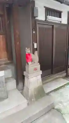 出世稲荷神社（柳森神社境外摂社）の狛犬