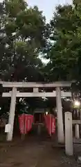 八幡稲荷神社の鳥居