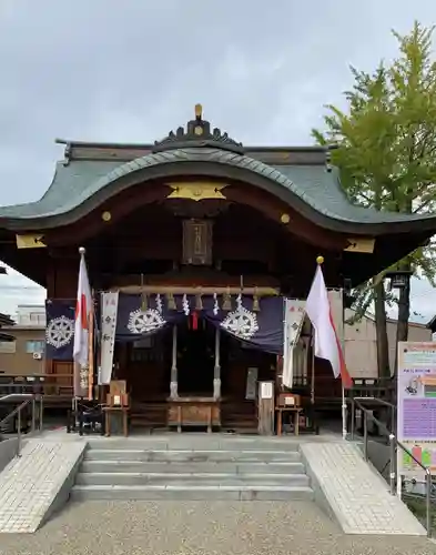 杉杜白髭神社の本殿