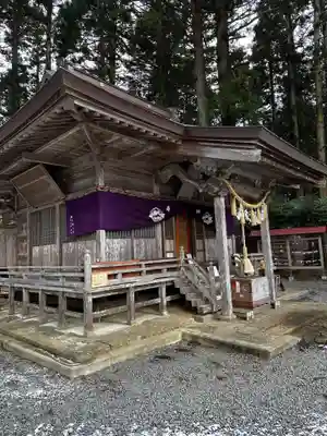 坪沼八幡神社の本殿・本堂