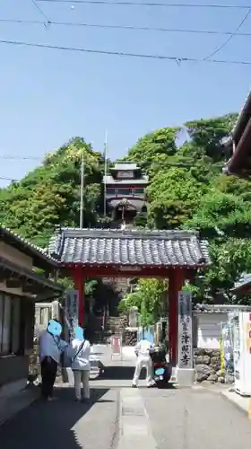 津照寺の建物その他