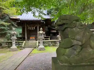 白山神社の狛犬
