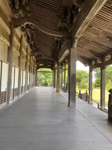 松岡寺の本殿・本堂
