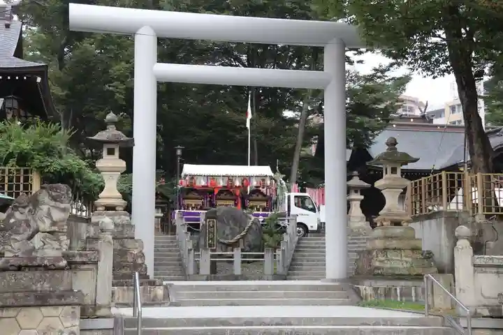 安積國造神社の鳥居