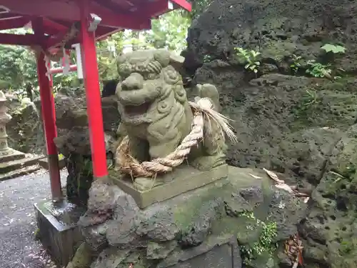 稲荷神社の狛犬