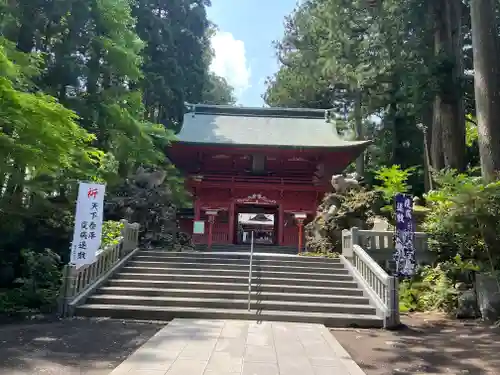 富士山東口本宮 冨士浅間神社の山門・神門
