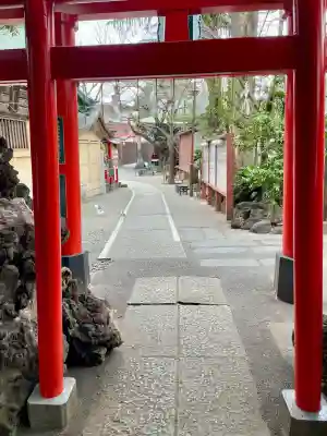 天白稲荷神社の{uncategorized: "未分類", other: "その他", undefined: "問題あり", building: "その他建物", grave: "お墓", sacred_gate: "鳥居", guardian: "狛犬", statue: "像", buddha: "仏像", history: "歴史", nature: "自然", garden: "庭園", animal: "動物", pagoda: "塔", temizu: "手水舎", mountain_gate: "山門・神門", sanctuary: "本殿・本堂", subordinate: "末社・摂社", art: "芸術", scenery: "景色", jizo: "地蔵", ema: "絵馬", goshuin: "御朱印", omikuji: "おみくじ", items: "授与品その他", amulet: "お守り", goshuincho: "御朱印帳", eats: "食事", festival: "お祭り", votive_dance: "神楽", shichigosan: "七五三参", wedding: "結婚式", experience: "体験その他", initially: "初詣", around: "周辺", anti_infection: "感染症対策"}