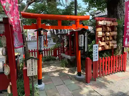 鴻神社の鳥居