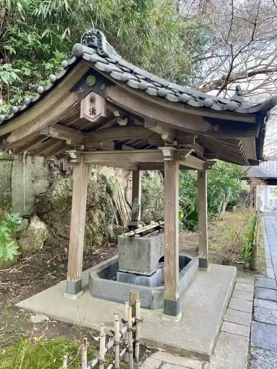 安國論寺(安国論寺)の{uncategorized: "未分類", other: "その他", undefined: "問題あり", building: "その他建物", grave: "お墓", sacred_gate: "鳥居", guardian: "狛犬", statue: "像", buddha: "仏像", history: "歴史", nature: "自然", garden: "庭園", animal: "動物", pagoda: "塔", temizu: "手水舎", mountain_gate: "山門・神門", sanctuary: "本殿・本堂", subordinate: "末社・摂社", art: "芸術", scenery: "景色", jizo: "地蔵", ema: "絵馬", goshuin: "御朱印", omikuji: "おみくじ", items: "授与品その他", amulet: "お守り", goshuincho: "御朱印帳", eats: "食事", festival: "お祭り", votive_dance: "神楽", shichigosan: "七五三参", wedding: "結婚式", experience: "体験その他", initially: "初詣", around: "周辺", anti_infection: "感染症対策"}