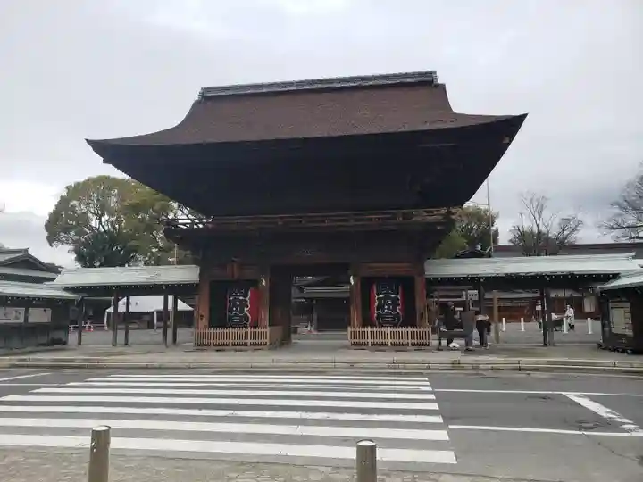 尾張大國霊神社(国府宮)の山門・神門