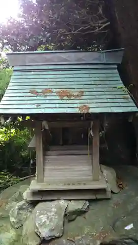 神社(名称不明)の末社・摂社