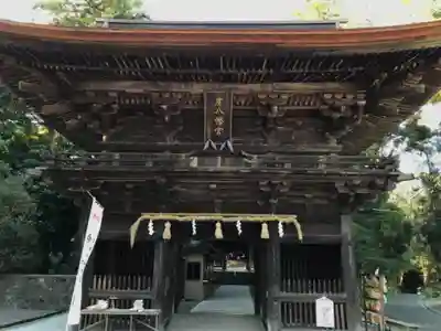 府八幡宮の山門・神門