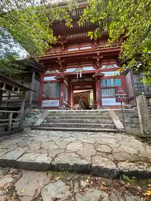 吉野水分神社(吉野町)の山門・神門