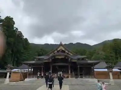彌彦神社の本殿・本堂
