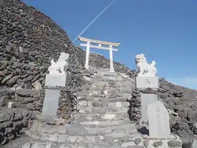 富士山頂上久須志神社のその他建物