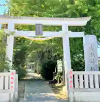 越谷香取神社の鳥居