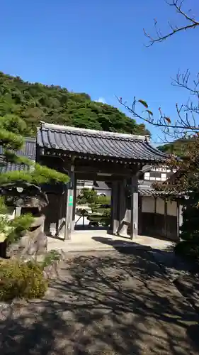 福寿院の山門・神門
