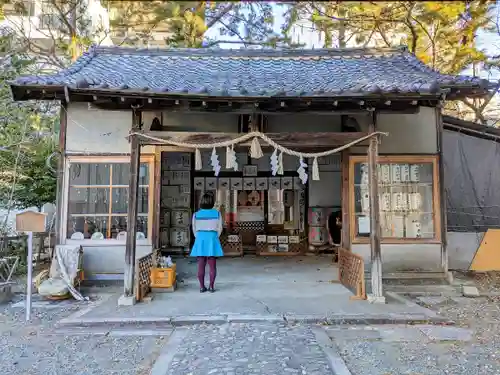 松尾神社の本殿