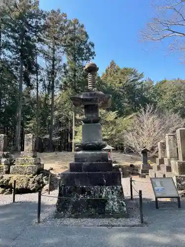 人穴浅間神社(静岡県)