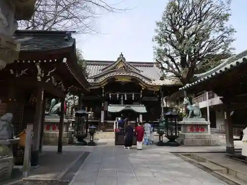 豊川稲荷東京別院の本殿・本堂