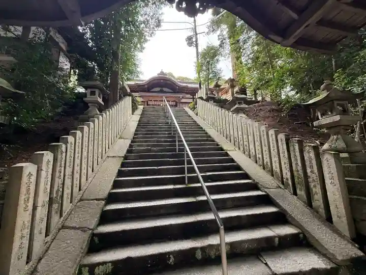 往馬坐伊古麻都比古神社の{uncategorized: "未分類", other: "その他", undefined: "問題あり", building: "その他建物", grave: "お墓", sacred_gate: "鳥居", guardian: "狛犬", statue: "像", buddha: "仏像", history: "歴史", nature: "自然", garden: "庭園", animal: "動物", pagoda: "塔", temizu: "手水舎", mountain_gate: "山門・神門", sanctuary: "本殿・本堂", subordinate: "末社・摂社", art: "芸術", scenery: "景色", jizo: "地蔵", ema: "絵馬", goshuin: "御朱印", omikuji: "おみくじ", items: "授与品その他", amulet: "お守り", goshuincho: "御朱印帳", eats: "食事", festival: "お祭り", votive_dance: "神楽", shichigosan: "七五三参", wedding: "結婚式", experience: "体験その他", initially: "初詣", around: "周辺", anti_infection: "感染症対策"}