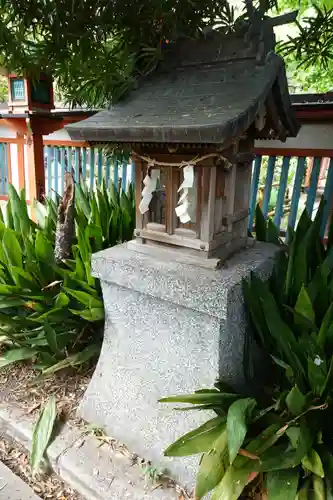 松山神社の末社