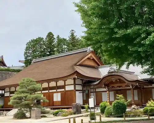 永保寺の本殿・本堂