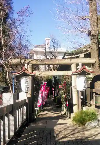 花園稲荷神社の鳥居