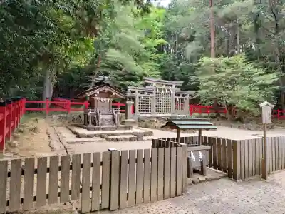 檜原神社(大神神社摂社)の{uncategorized: "未分類", other: "その他", undefined: "問題あり", building: "その他建物", grave: "お墓", sacred_gate: "鳥居", guardian: "狛犬", statue: "像", buddha: "仏像", history: "歴史", nature: "自然", garden: "庭園", animal: "動物", pagoda: "塔", temizu: "手水舎", mountain_gate: "山門・神門", sanctuary: "本殿・本堂", subordinate: "末社・摂社", art: "芸術", scenery: "景色", jizo: "地蔵", ema: "絵馬", goshuin: "御朱印", omikuji: "おみくじ", items: "授与品その他", amulet: "お守り", goshuincho: "御朱印帳", eats: "食事", festival: "お祭り", votive_dance: "神楽", shichigosan: "七五三参", wedding: "結婚式", experience: "体験その他", initially: "初詣", around: "周辺", anti_infection: "感染症対策"}