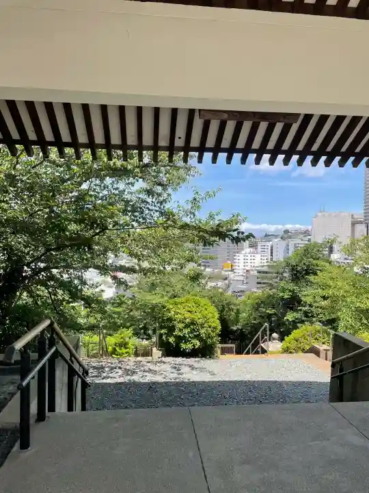 神奈川県戦没者慰霊堂(神奈川県)