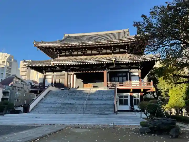霊雲寺の本殿・本堂