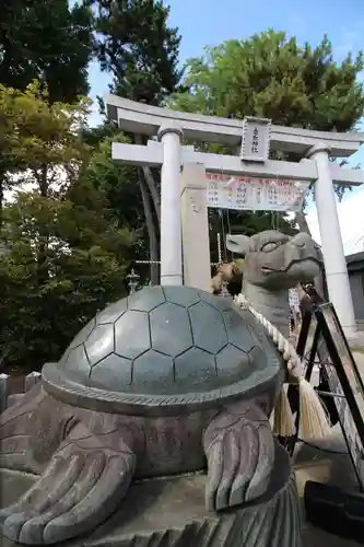 亀有香取神社の像