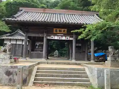 多和神社の山門・神門