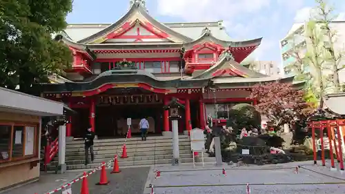 京濱伏見稲荷神社の本殿・本堂