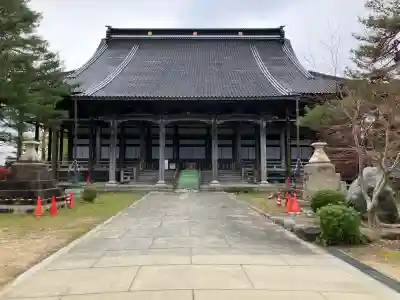 光徳寺の{uncategorized: "未分類", other: "その他", undefined: "問題あり", building: "その他建物", grave: "お墓", sacred_gate: "鳥居", guardian: "狛犬", statue: "像", buddha: "仏像", history: "歴史", nature: "自然", garden: "庭園", animal: "動物", pagoda: "塔", temizu: "手水舎", mountain_gate: "山門・神門", sanctuary: "本殿・本堂", subordinate: "末社・摂社", art: "芸術", scenery: "景色", jizo: "地蔵", ema: "絵馬", goshuin: "御朱印", omikuji: "おみくじ", items: "授与品その他", amulet: "お守り", goshuincho: "御朱印帳", eats: "食事", festival: "お祭り", votive_dance: "神楽", shichigosan: "七五三参", wedding: "結婚式", experience: "体験その他", initially: "初詣", around: "周辺", anti_infection: "感染症対策"}