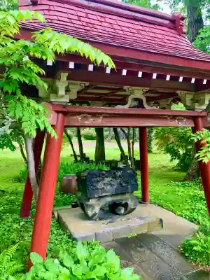 与次郎稲荷神社(秋田県)