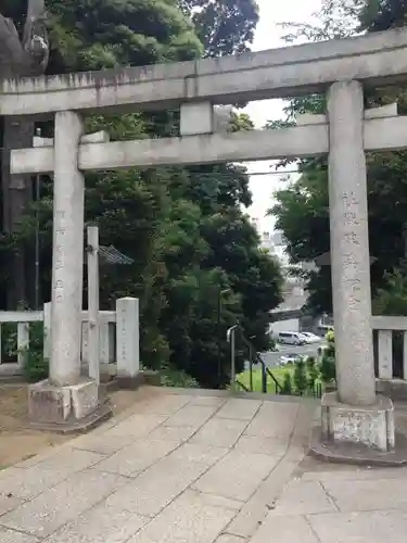 赤羽八幡神社の鳥居