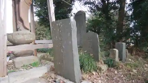 神塚神社の建物その他