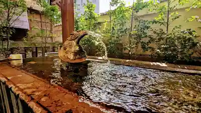 小野照崎神社の手水舎